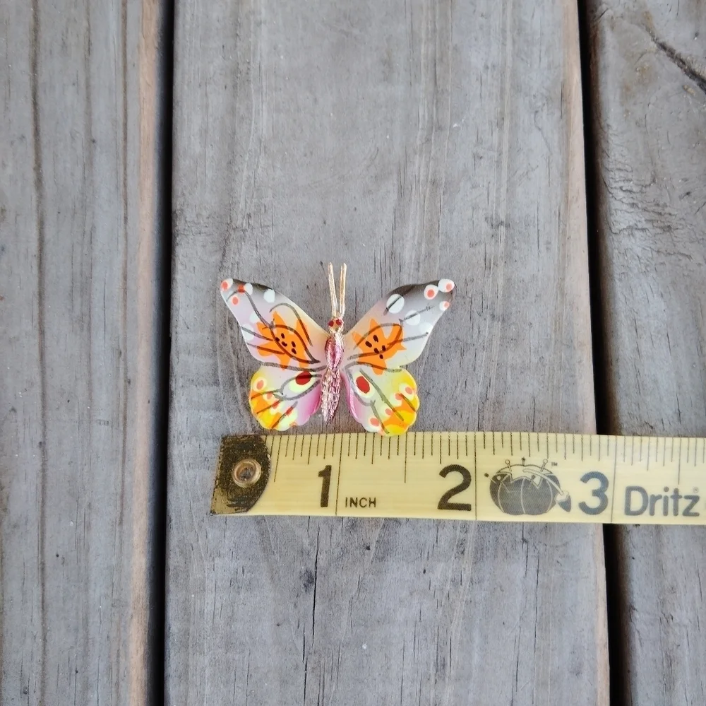 Women's Hand Painted Vintage Butterfly Brooch Made in Korea - Picture 8 of 9
